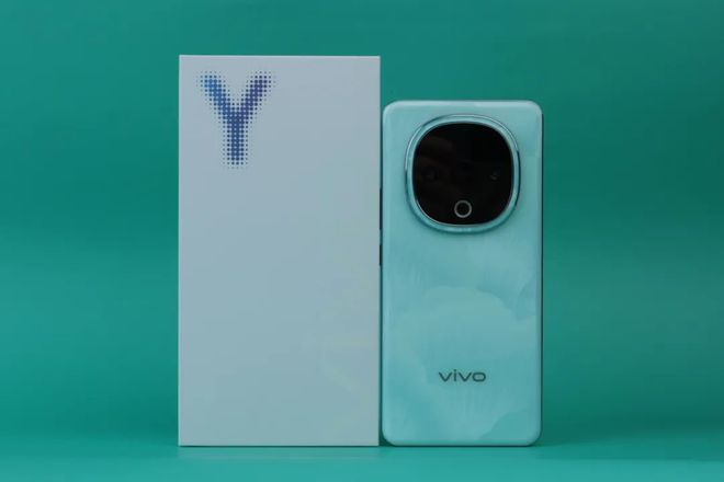音响——vivo Y300评测long8唯一网站口袋里的蓝牙(图2)