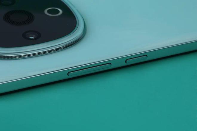 音响——vivo Y300评测long8唯一网站口袋里的蓝牙(图4)